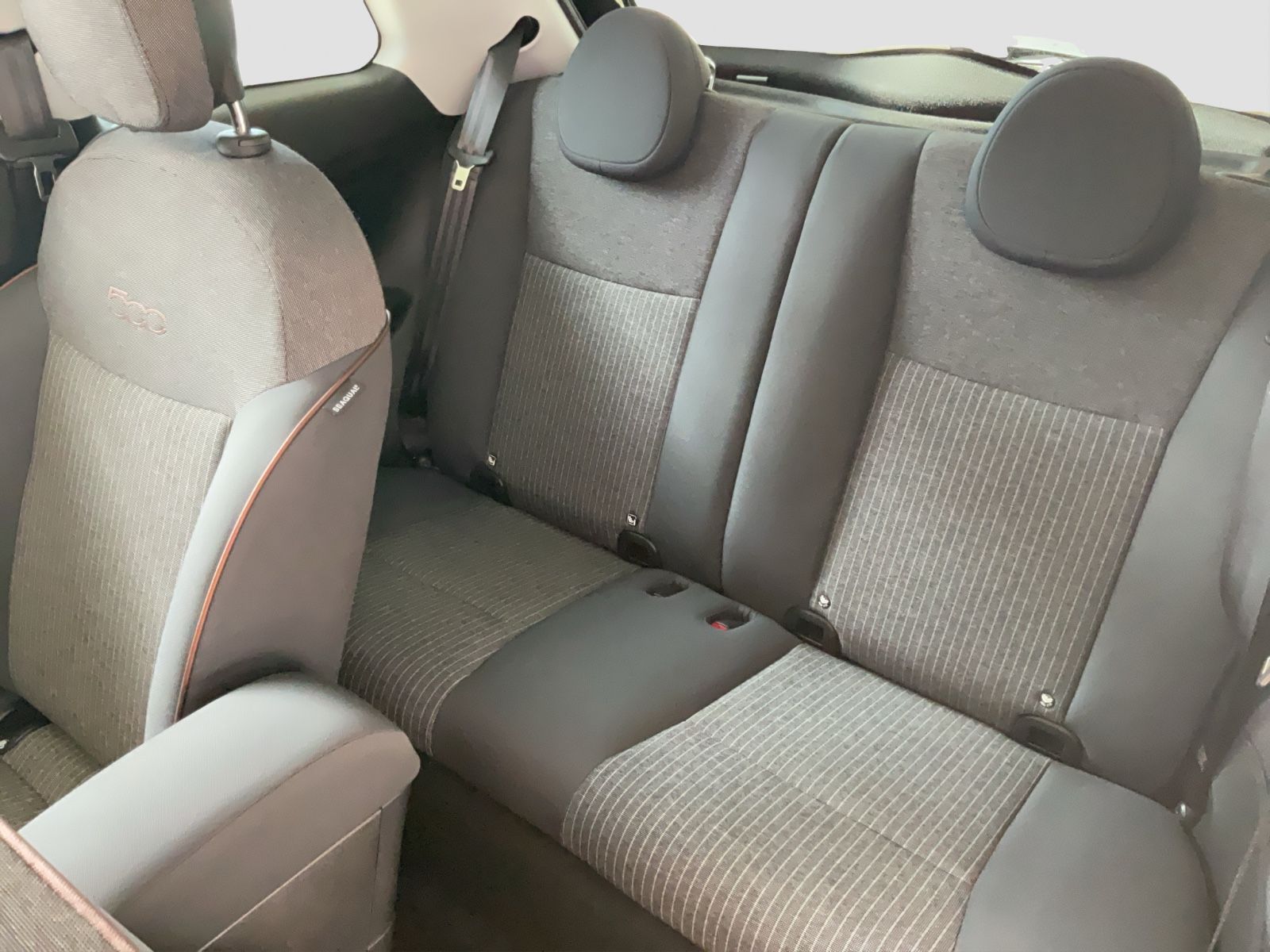 Fahrzeugabbildung Fiat 500e Icon 42 kWh