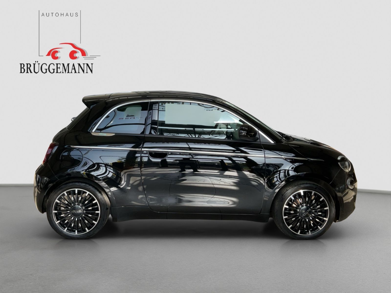 Fahrzeugabbildung Fiat 500e Icon 42 kWh