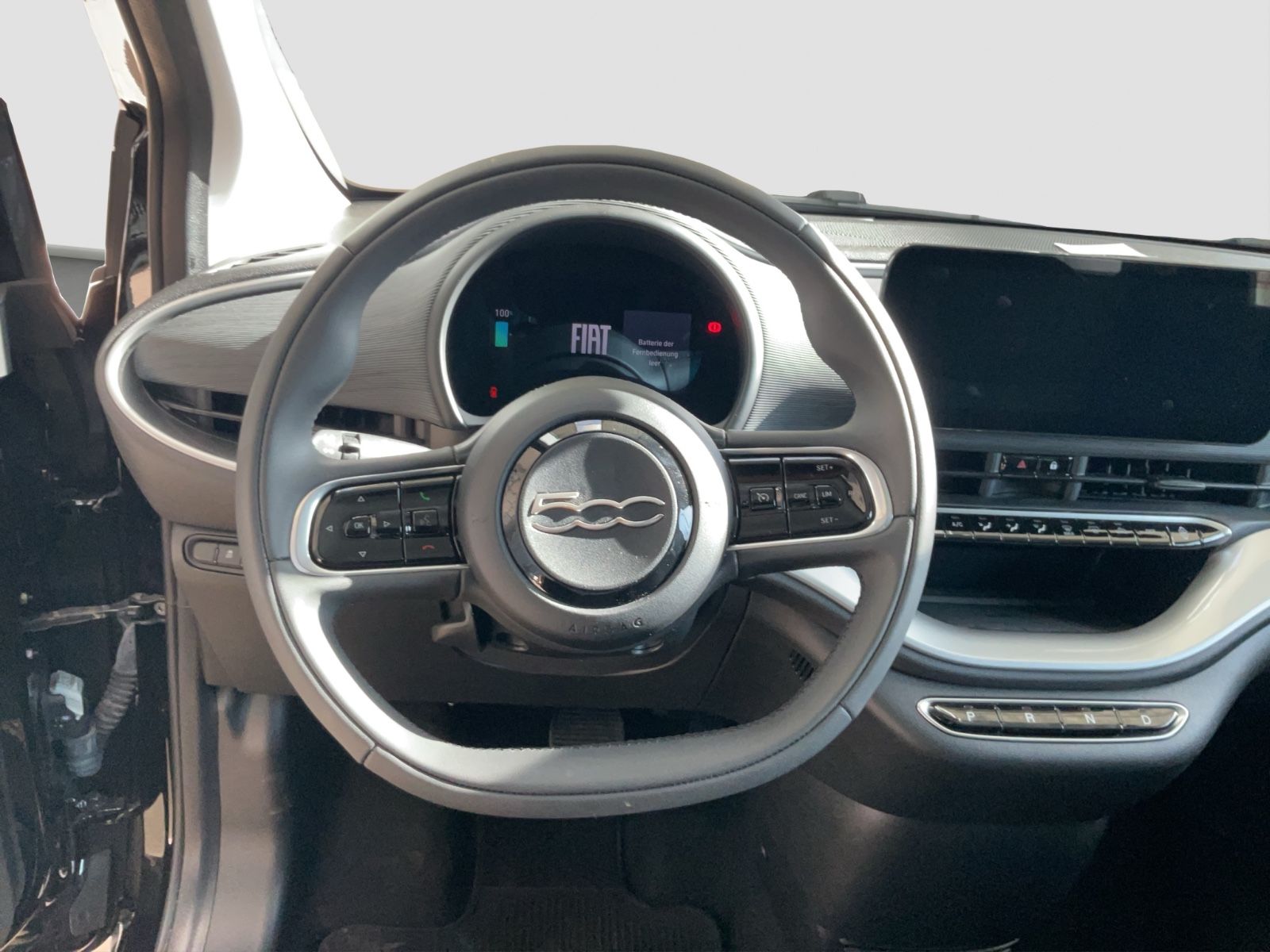 Fahrzeugabbildung Fiat 500e Icon 42 kWh