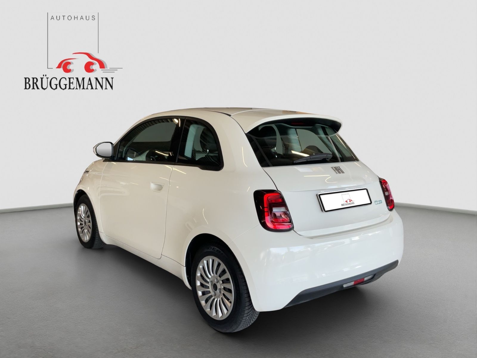 Fahrzeugabbildung Fiat 500e