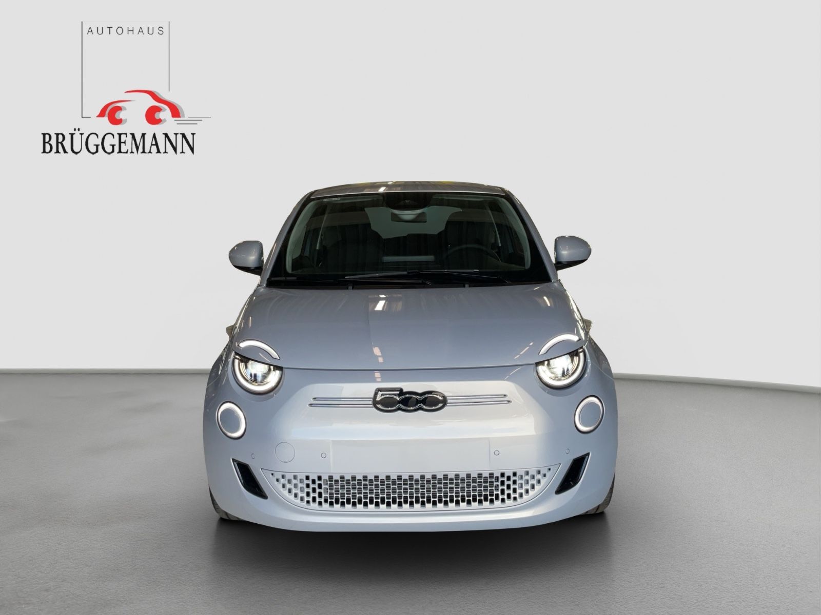 Fahrzeugabbildung Fiat 500e 42 kWh Icon + Komfort Paket, Style Paket