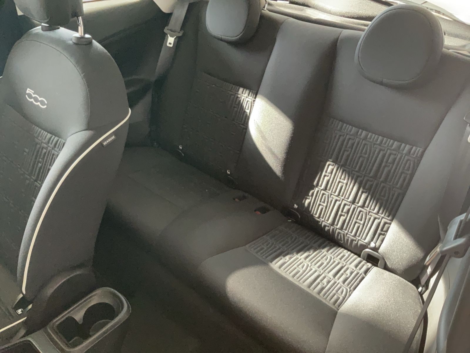 Fahrzeugabbildung Fiat 500e Action Radio + Winter Paket