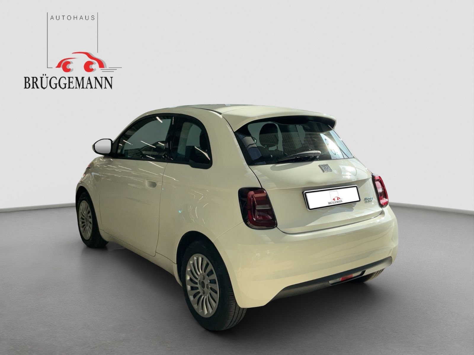 Fahrzeugabbildung Fiat 500e Action Radio + Winter Paket