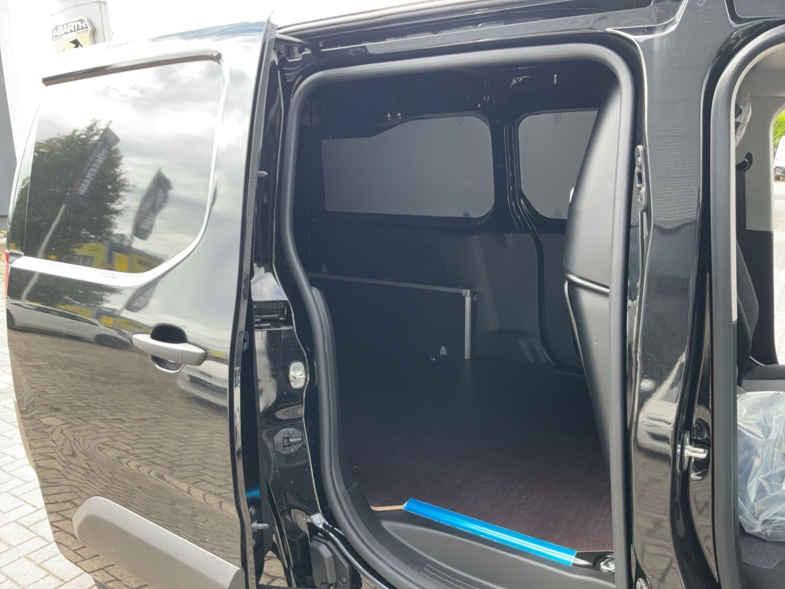 Fahrzeugabbildung Fiat Doblo XL Heavy KAWA 1.5 Diesel 75 kW MT6