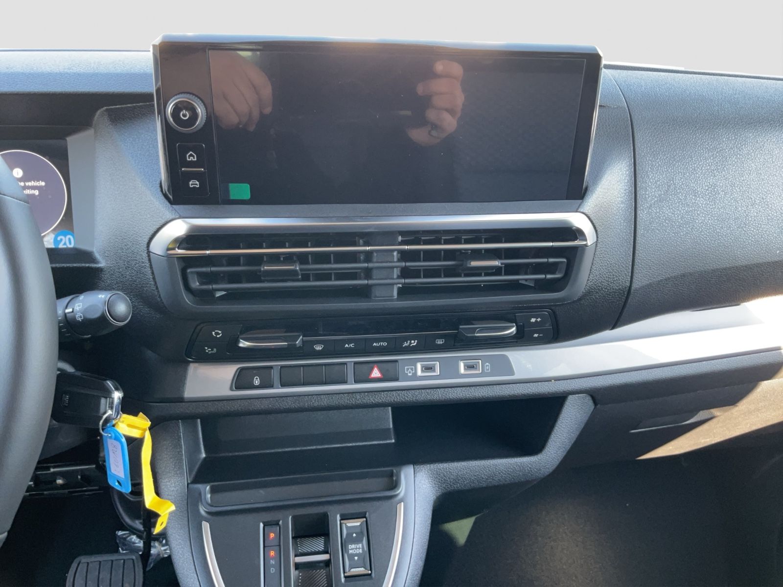 Fahrzeugabbildung Fiat Ulysse L3 2.2  180 PS AT8