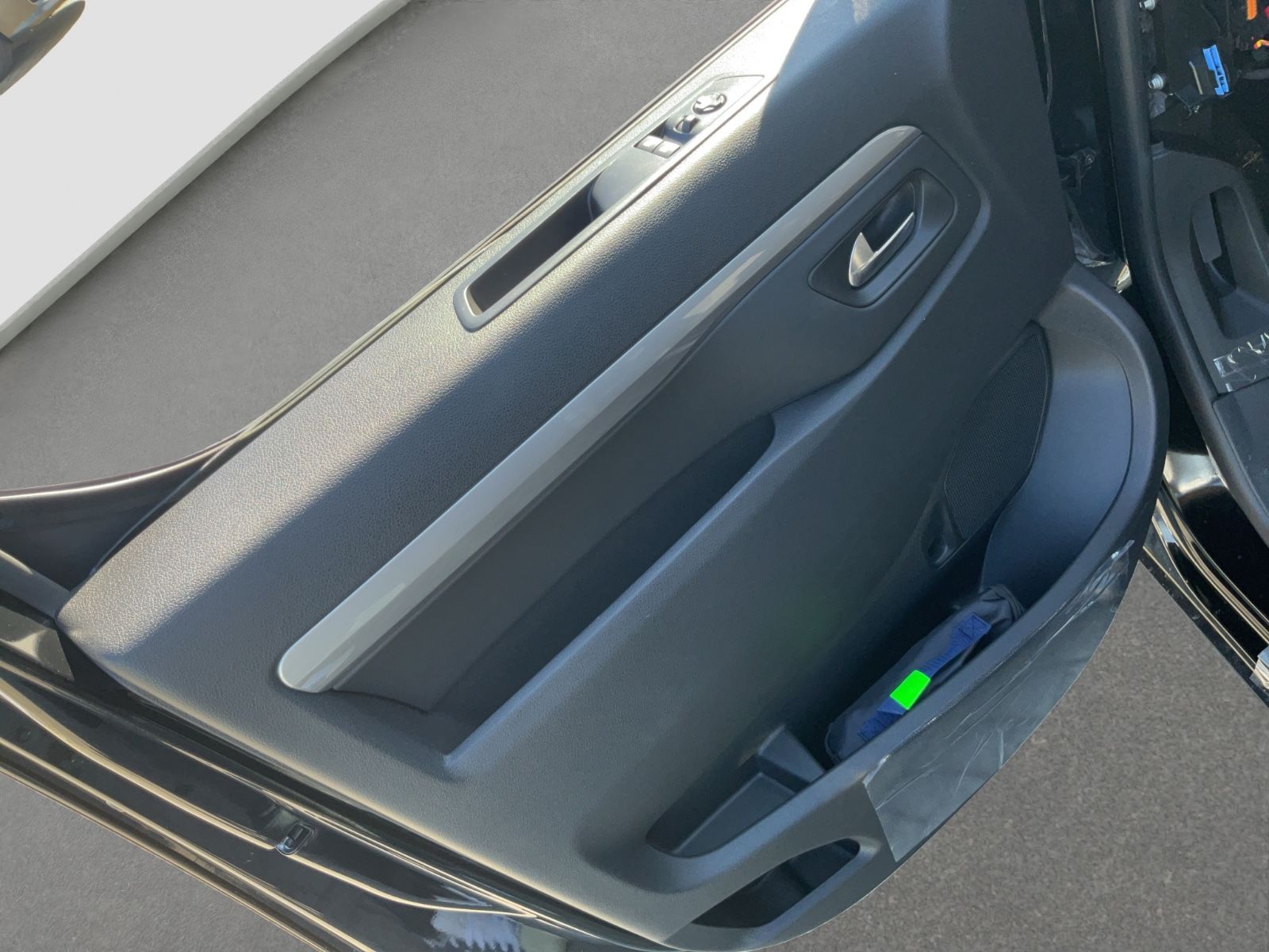 Fahrzeugabbildung Fiat Ulysse L3 2.2  180 PS AT8