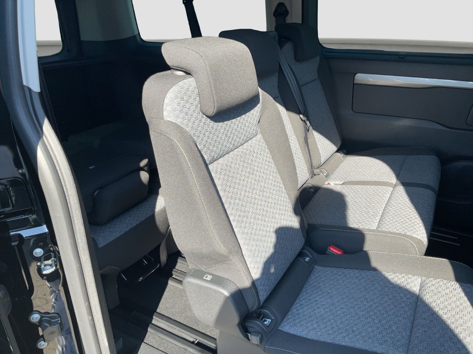 Fahrzeugabbildung Fiat Ulysse L3 2.2  180 PS AT8