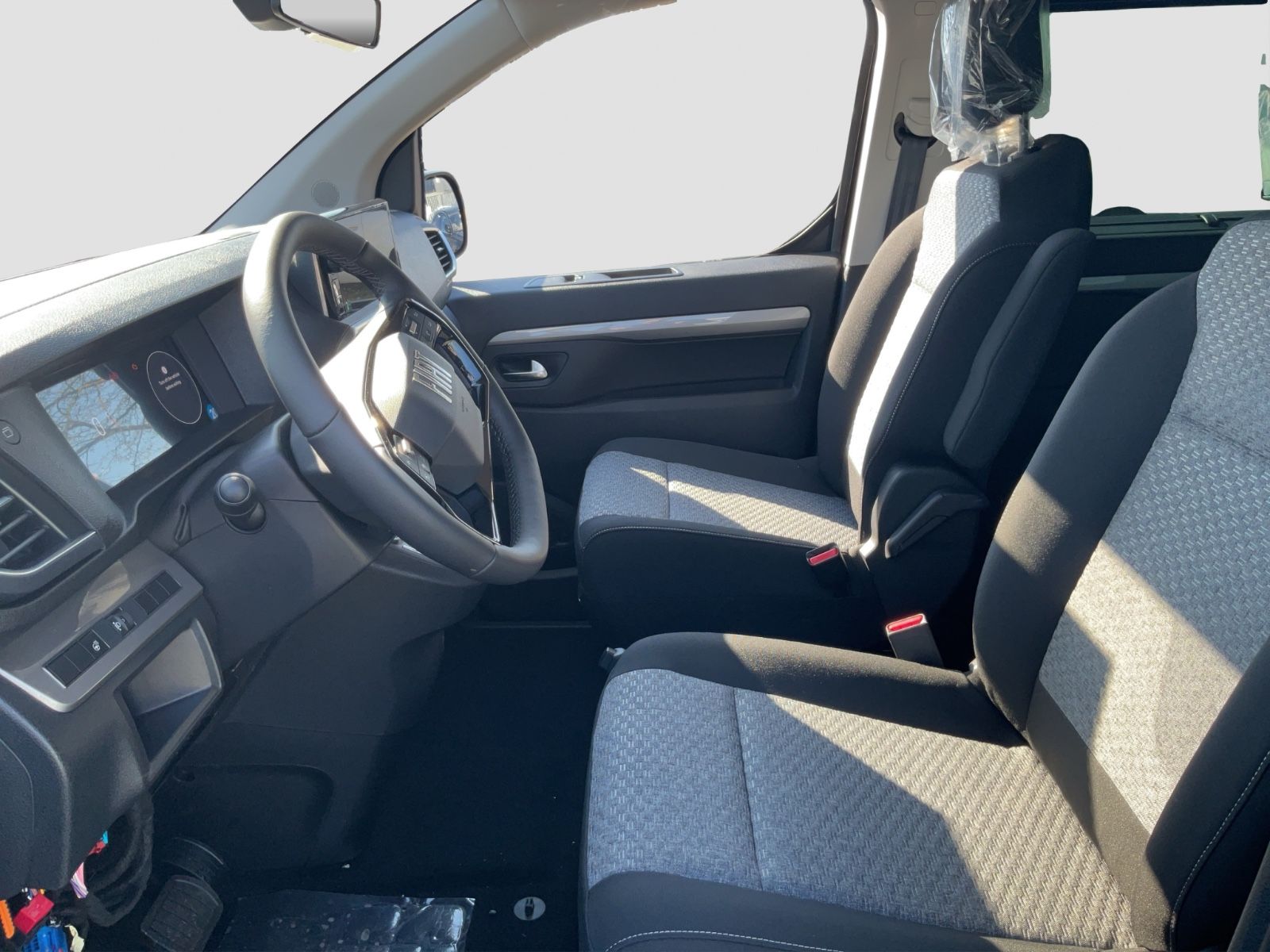 Fahrzeugabbildung Fiat Ulysse L3 2.2  180 PS AT8