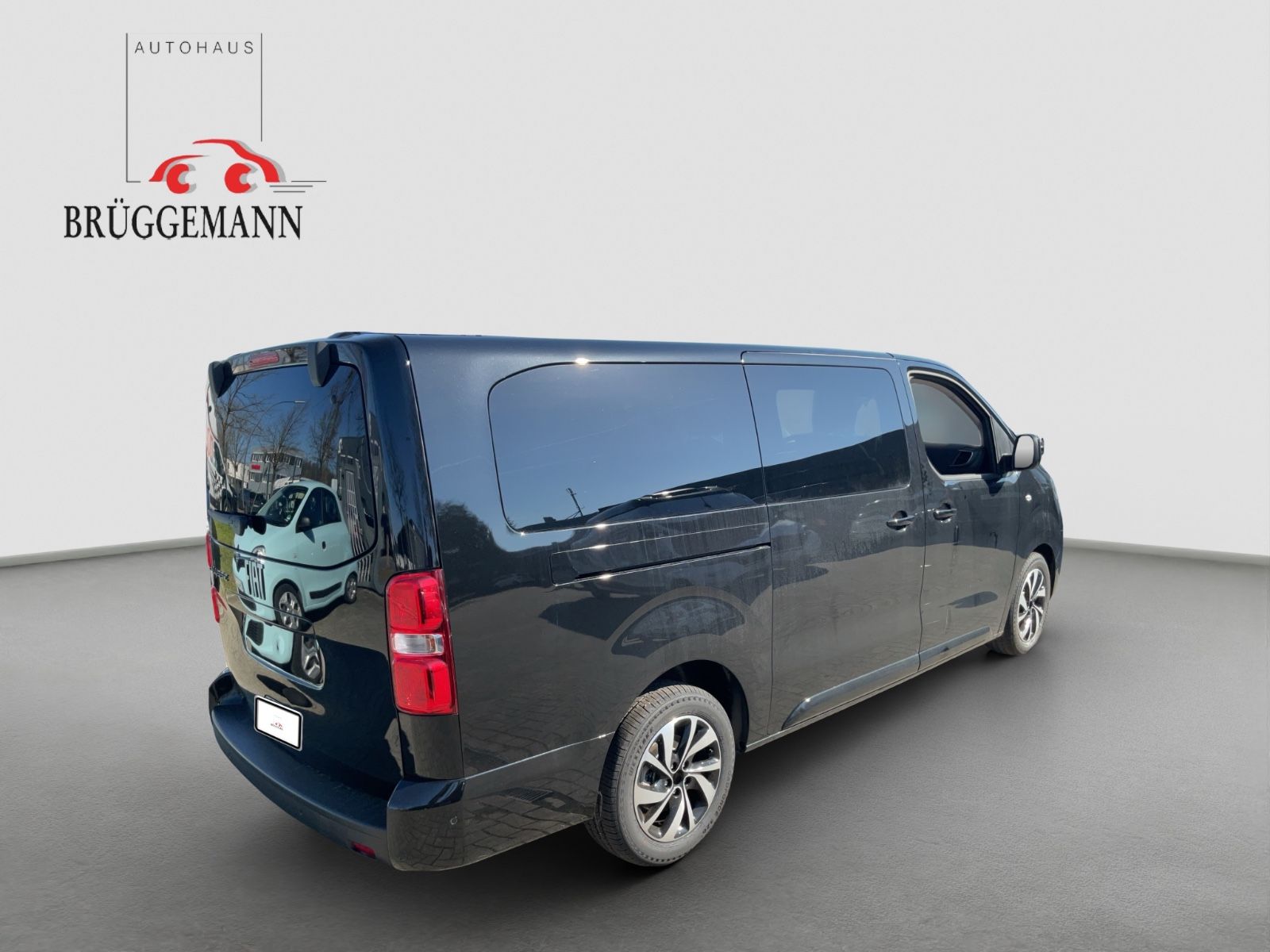 Fahrzeugabbildung Fiat Ulysse L3 2.2  180 PS AT8