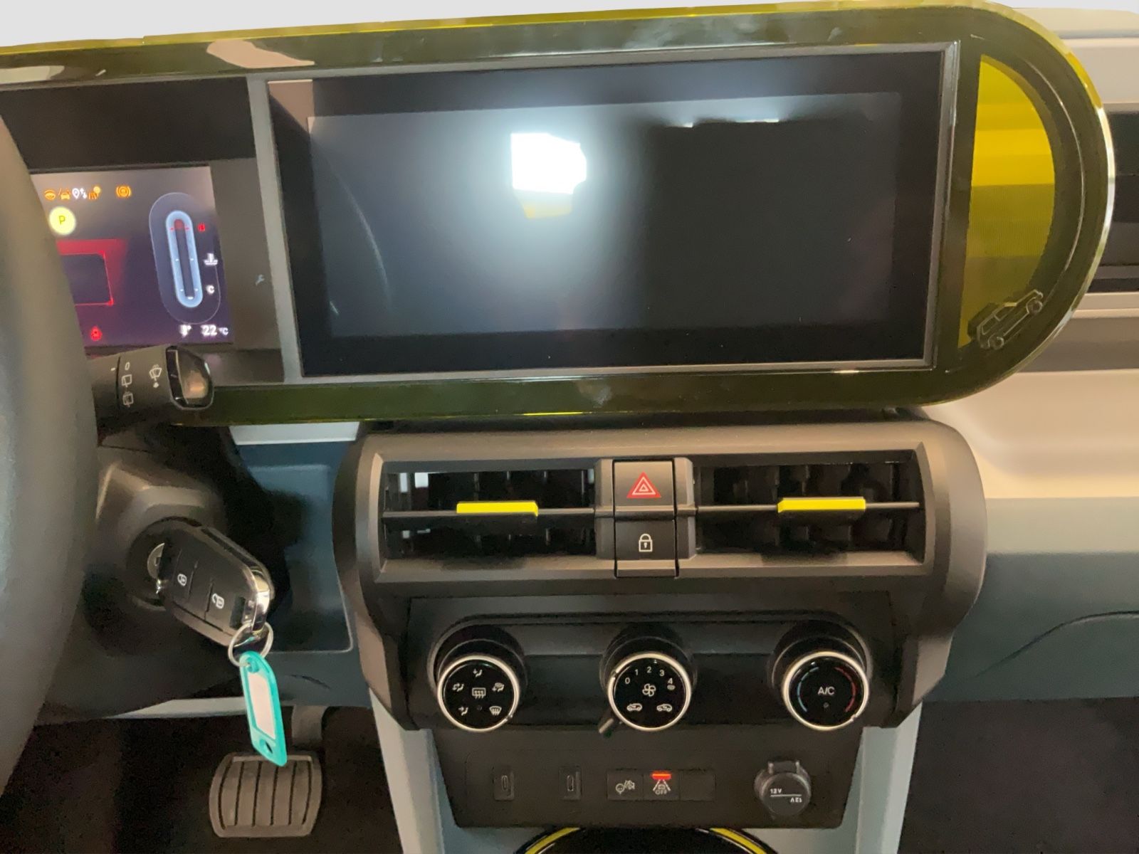 Fahrzeugabbildung Fiat Grande Panda 1.2 Hybrid eDCT Icon