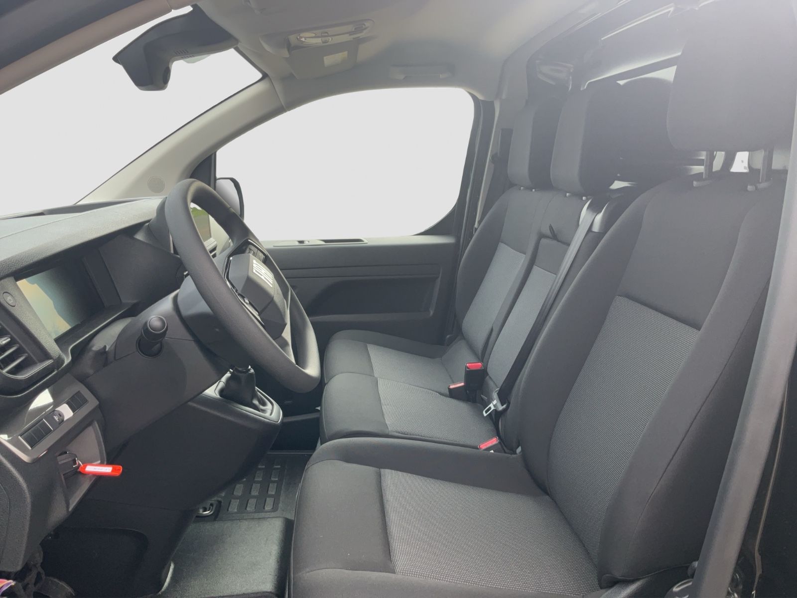 Fahrzeugabbildung Fiat Scudo L3 145 PS Navi Klima Kamera