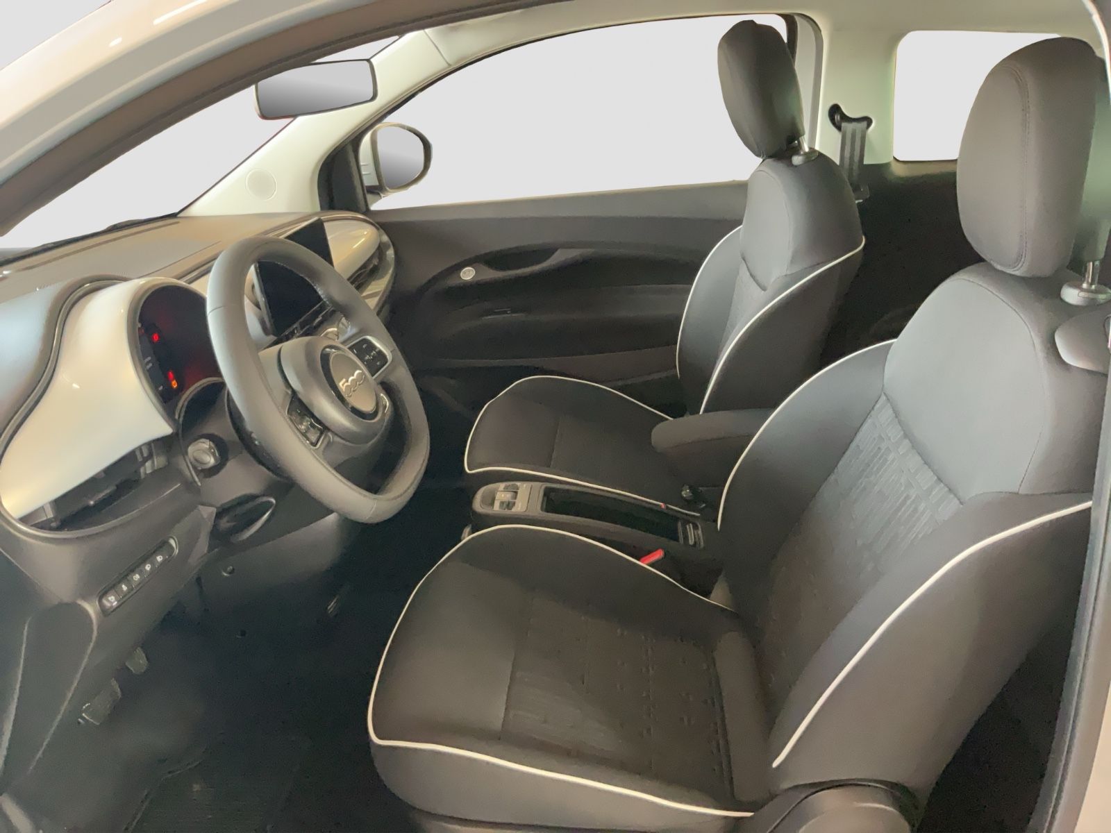 Fahrzeugabbildung Fiat 500 1.0 Hybrid Alufelgen, PDC