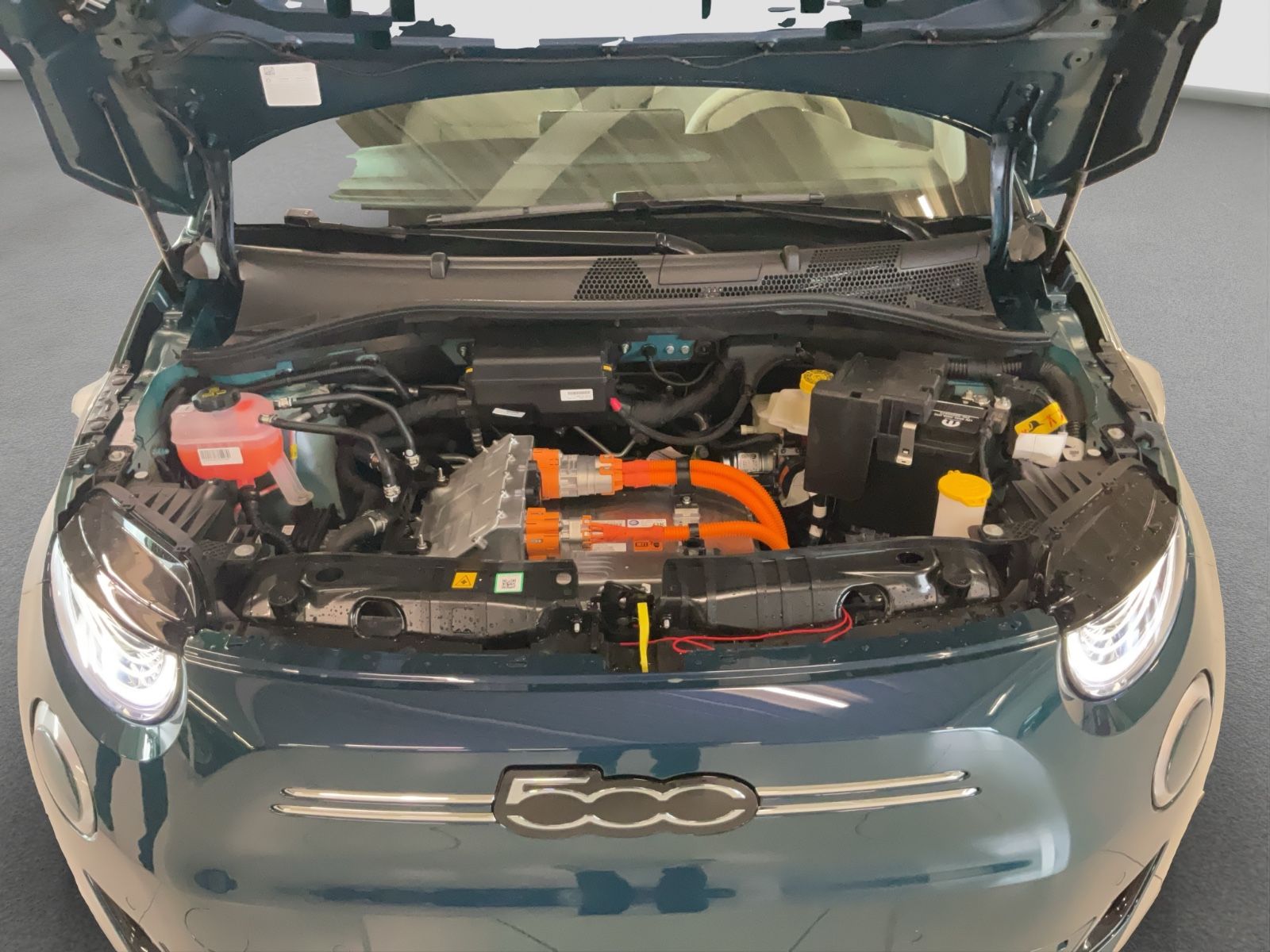 Fahrzeugabbildung Fiat 500e La Prima