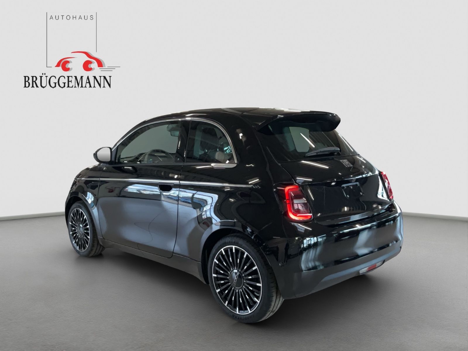 Fahrzeugabbildung Fiat 500e La Prima