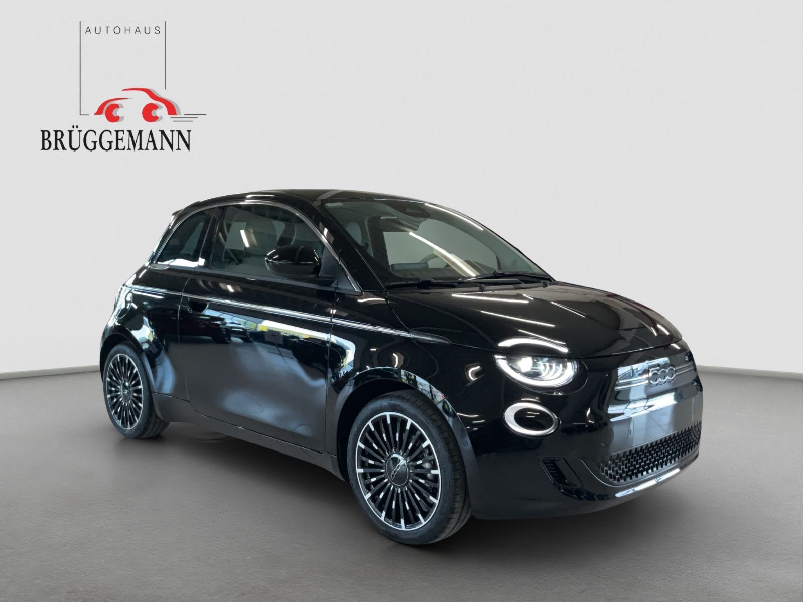 Fahrzeugabbildung Fiat 500e La Prima