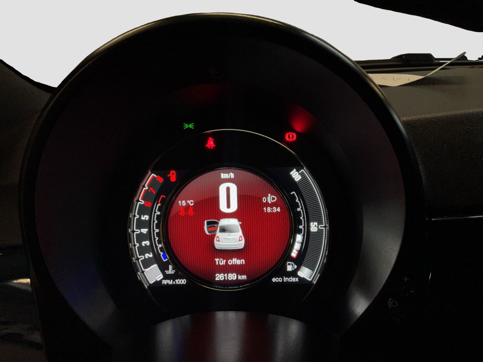 Fahrzeugabbildung Fiat 500 Dolcevita, Panoramadach, Alufelge, PDC, Navi