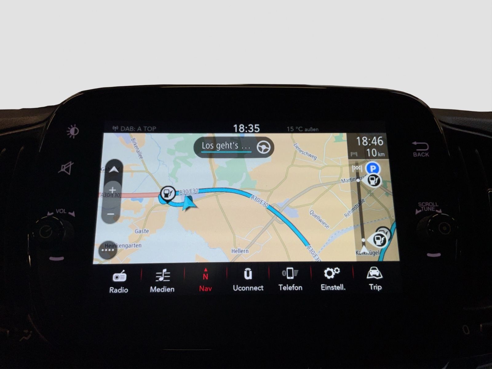 Fahrzeugabbildung Fiat 500 Dolcevita, Panoramadach, Alufelge, PDC, Navi