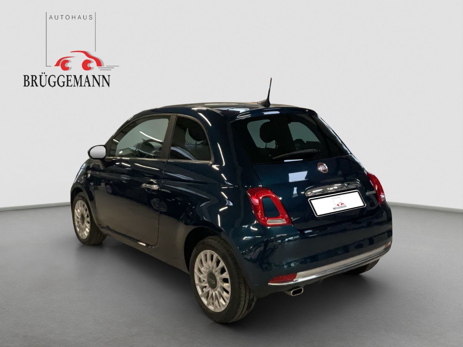 Fahrzeugabbildung Fiat 500 Dolcevita, Panoramadach, Alufelge, PDC, Navi