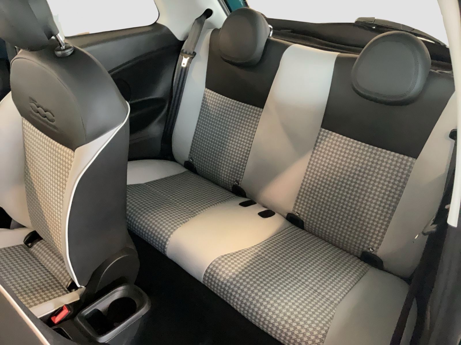 Fahrzeugabbildung Fiat 500 1.0 Hybrid FireFly 48 kW Torino