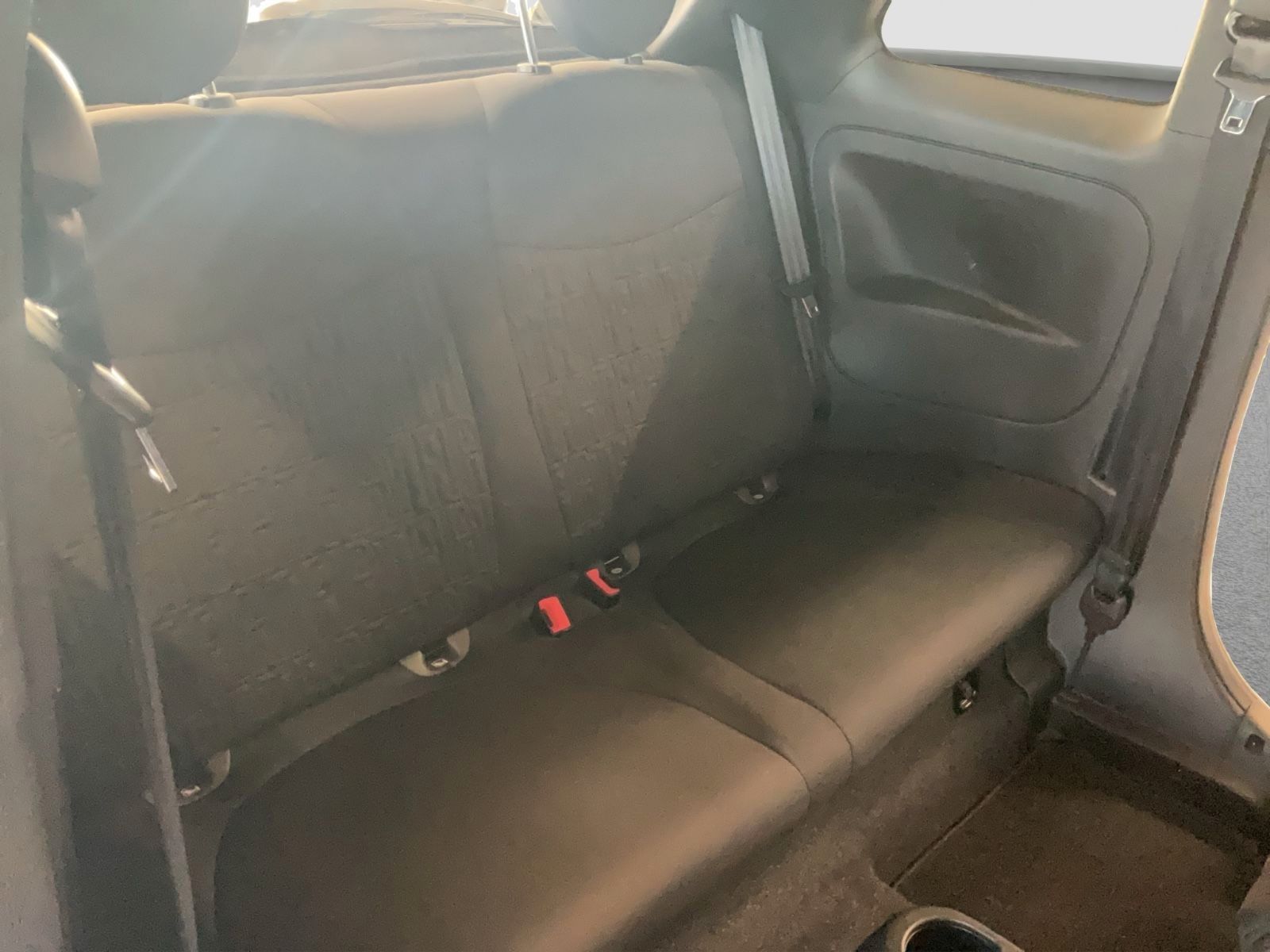 Fahrzeugabbildung Fiat 500 1.0 Hybrid + Ganzjahresreifen