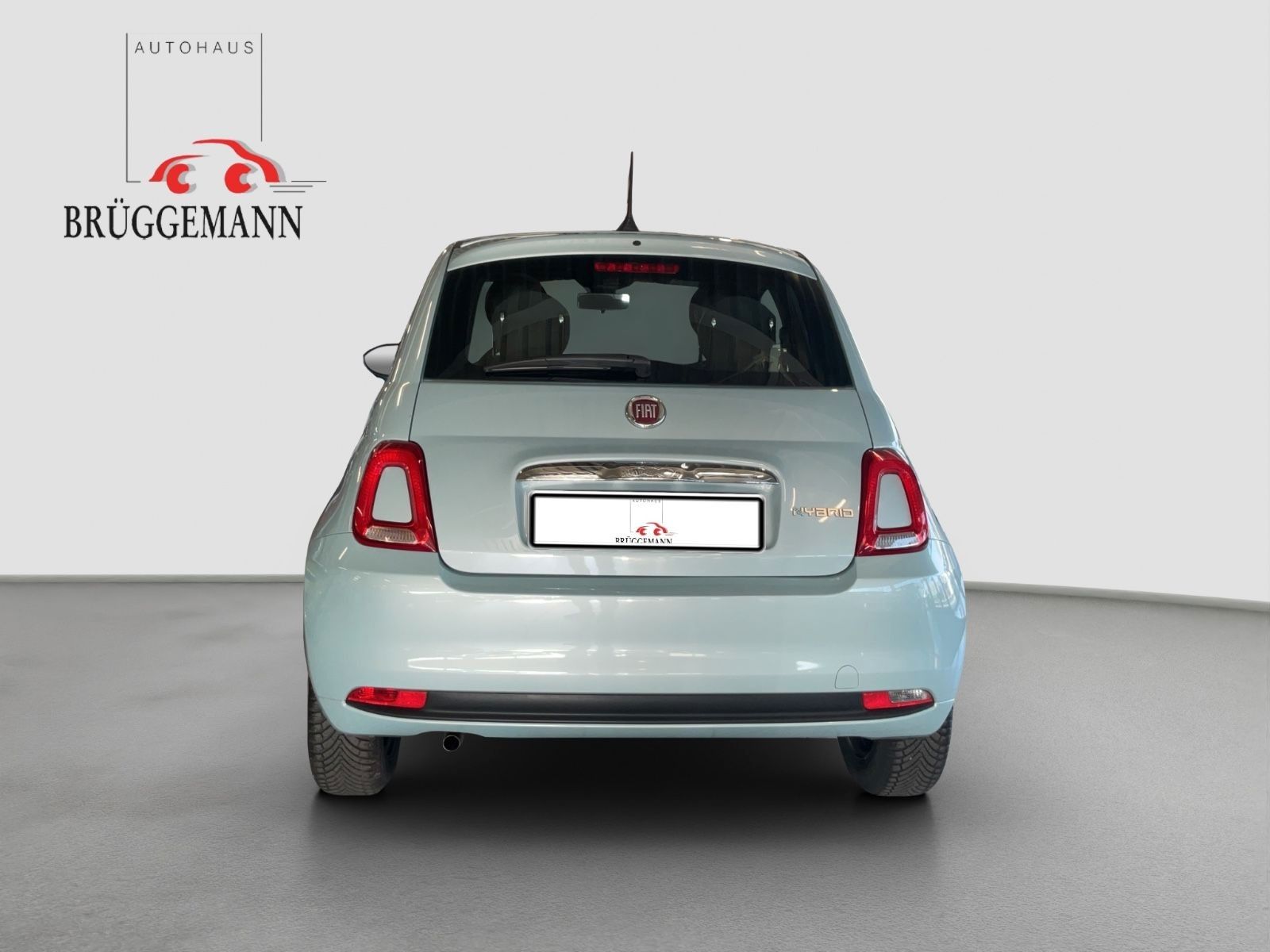 Fahrzeugabbildung Fiat 500 1.0 Hybrid + Ganzjahresreifen