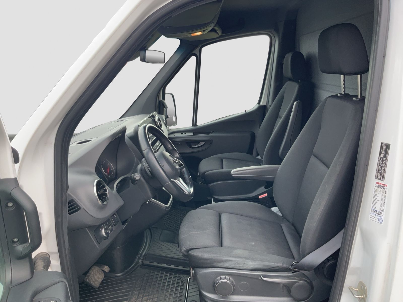 Fahrzeugabbildung Mercedes-Benz Sprinter III Pritsche RWD/AWD 316 CDI RW