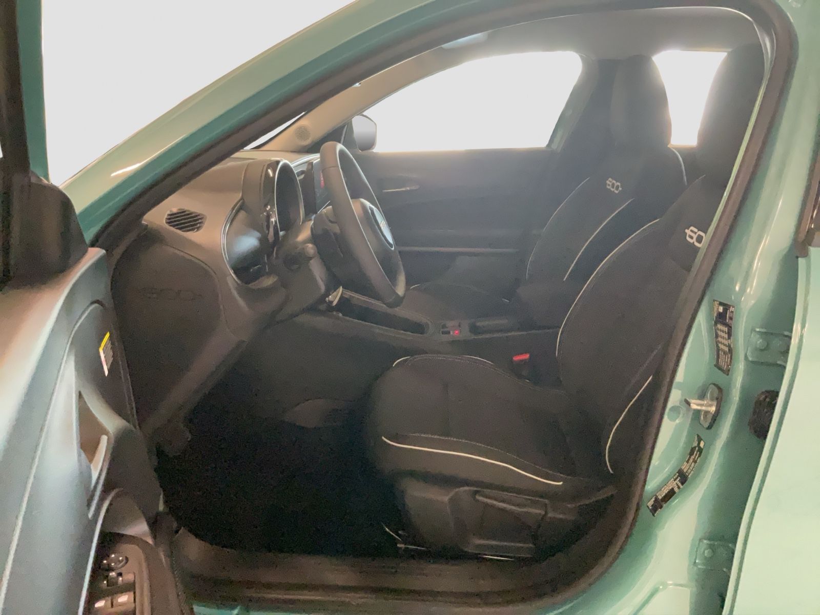 Fahrzeugabbildung Fiat 600 Hybrid Special Edition