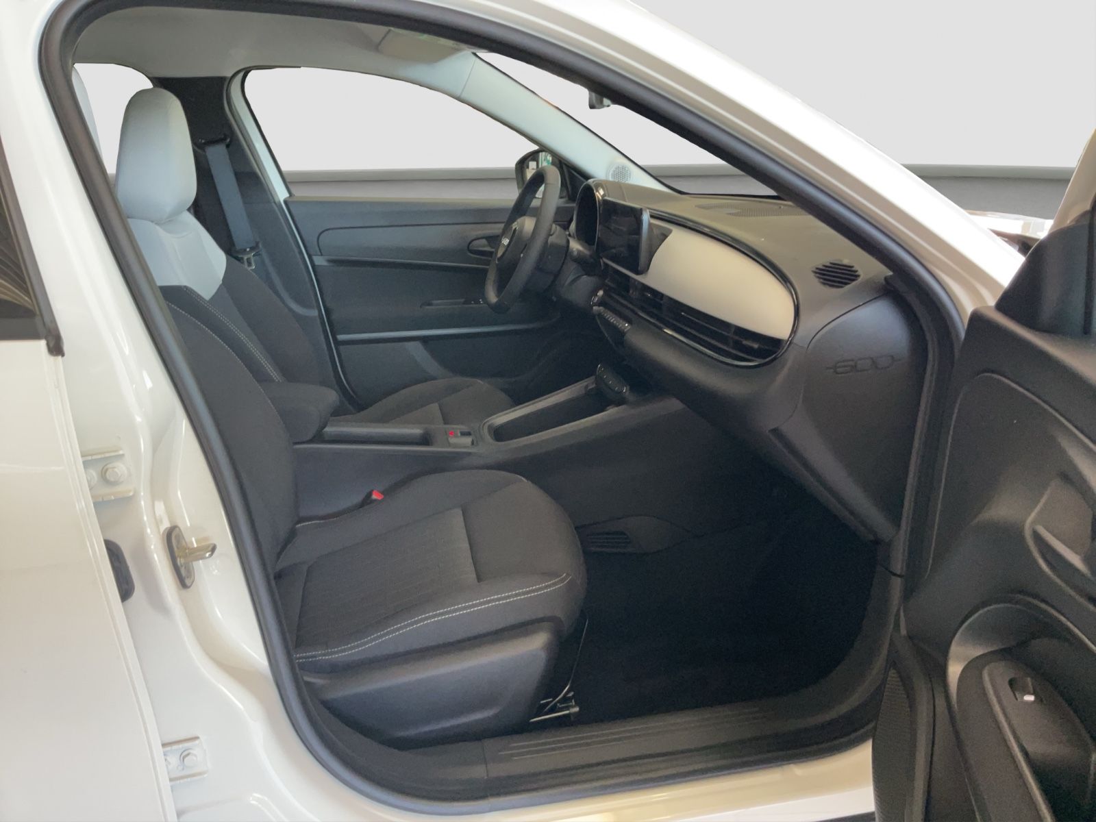 Fahrzeugabbildung Fiat 600 Hybrid Business Edition