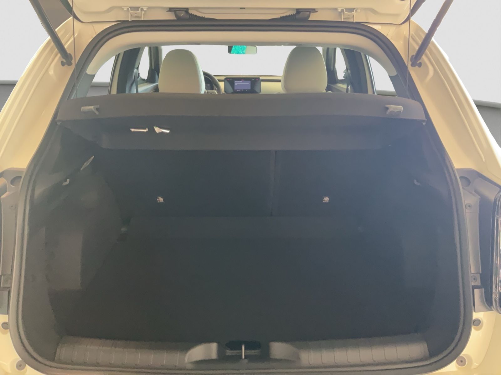 Fahrzeugabbildung Fiat 600 Hybrid Business Edition
