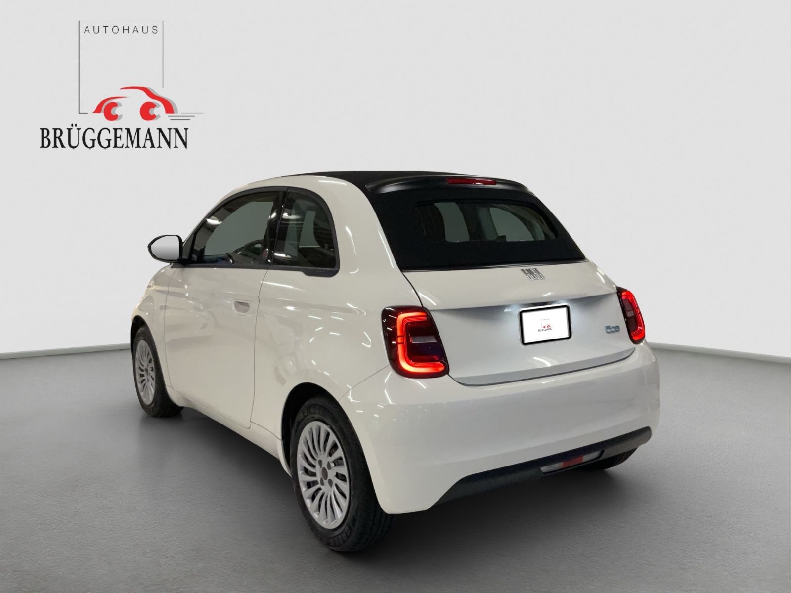 Fahrzeugabbildung Fiat 500e Cabriolet