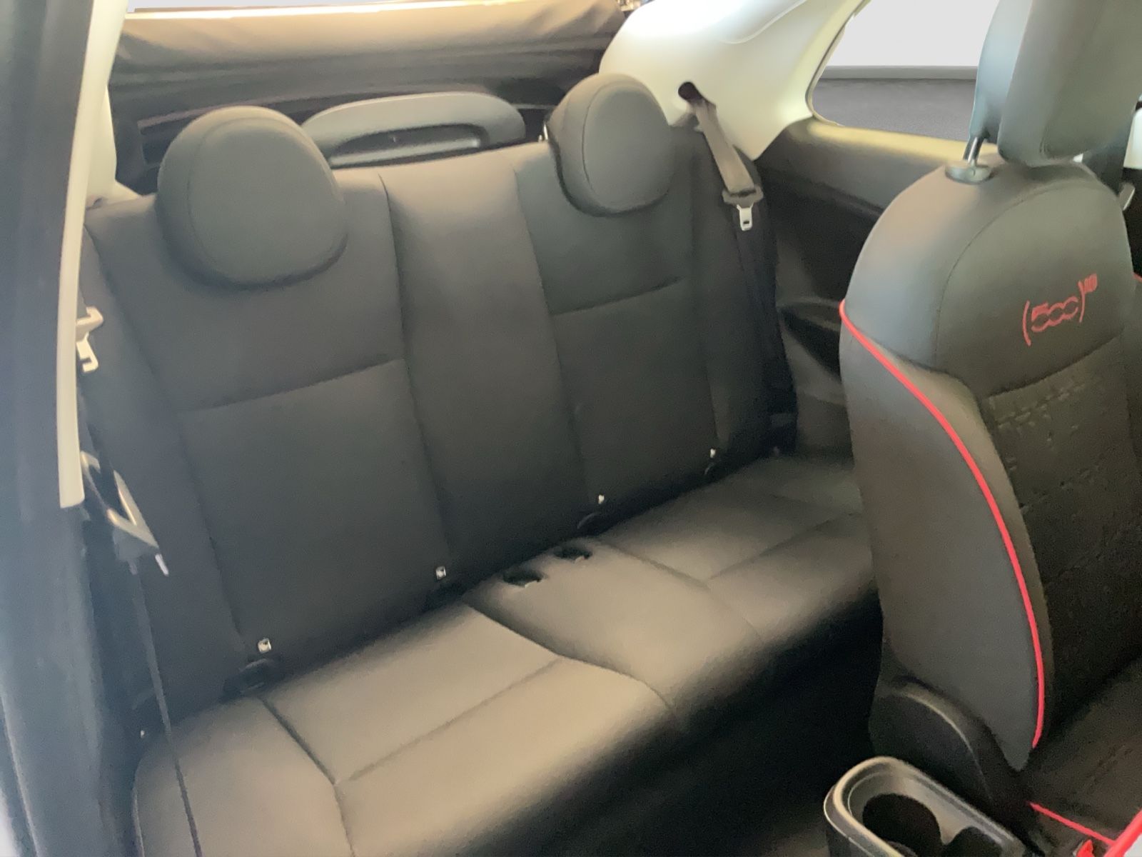 Fahrzeugabbildung Fiat 500e Cabriolet