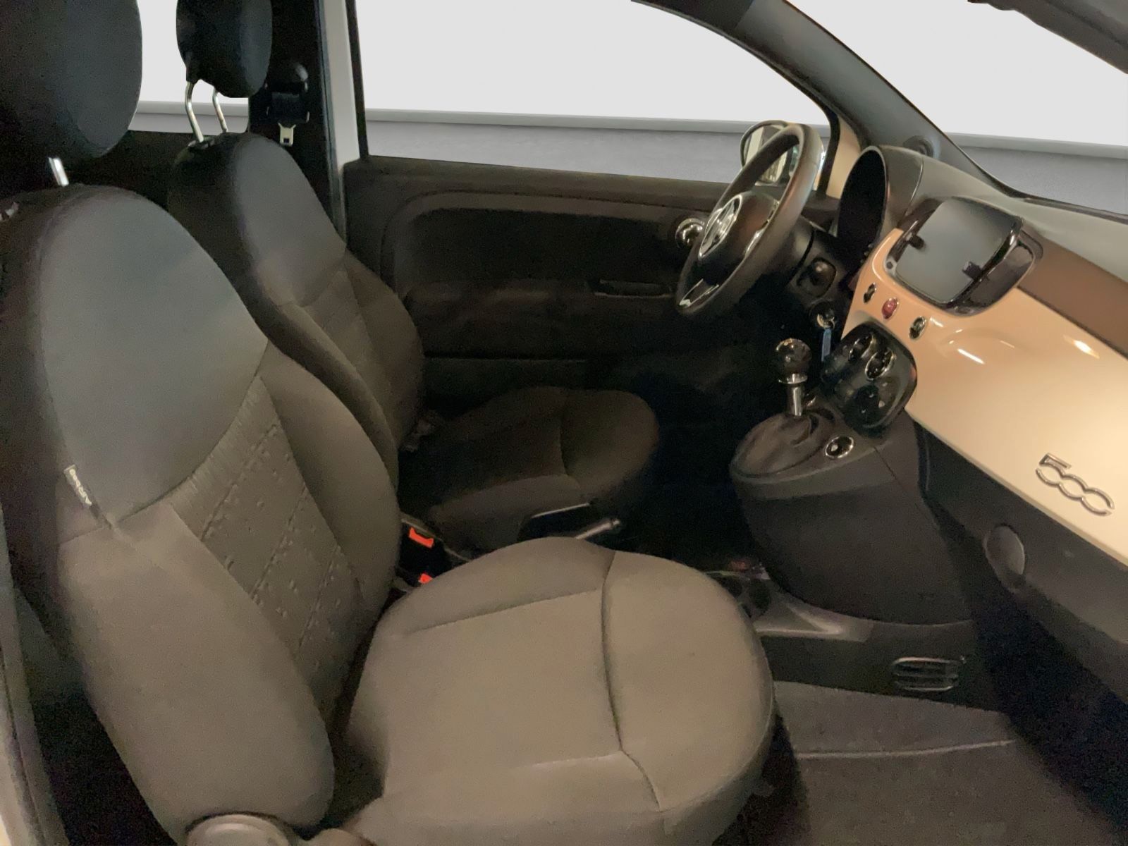 Fahrzeugabbildung Fiat 500 1.0 Hybrid Alufelgen, PDC