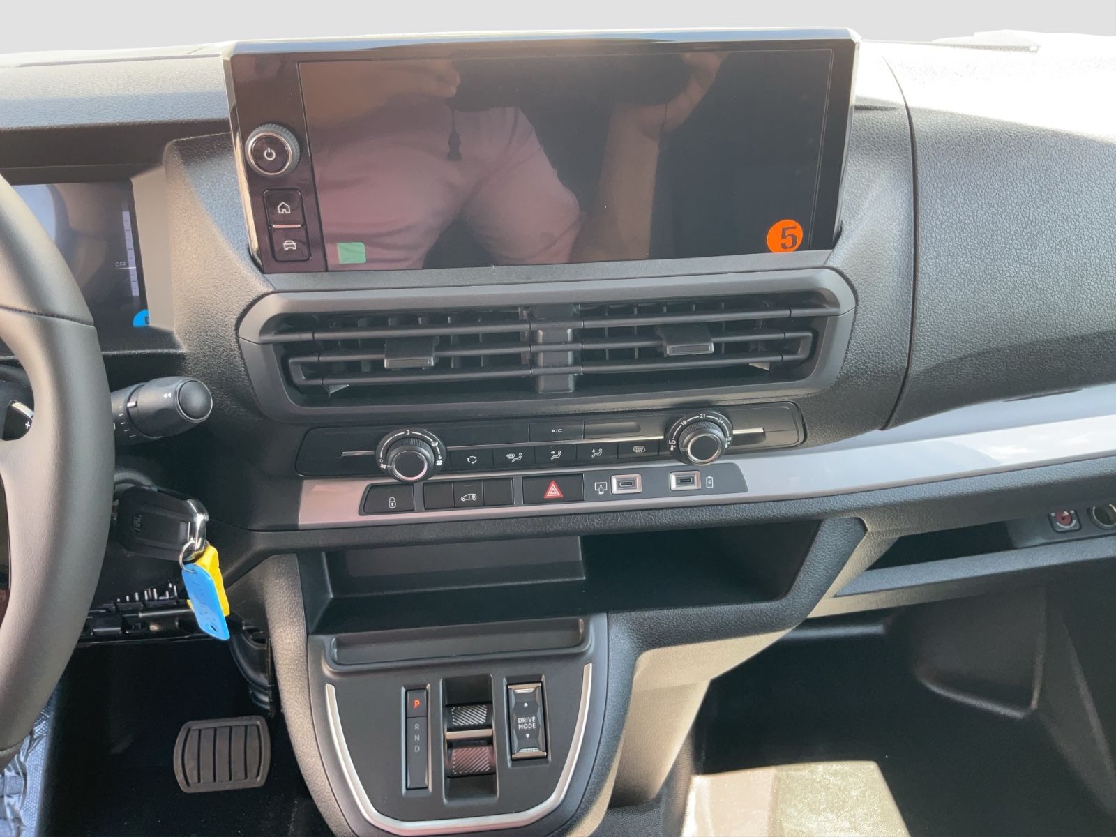 Fahrzeugabbildung Fiat E- Scudo KaWa M 75 KwH