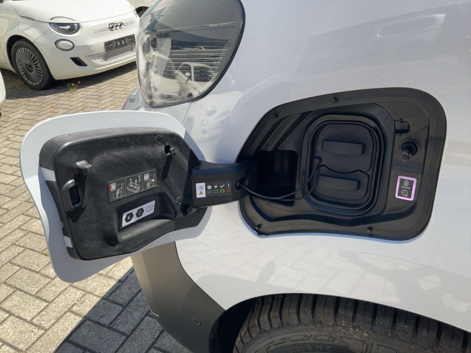 Fahrzeugabbildung Fiat E- Scudo KaWa M 75 KwH