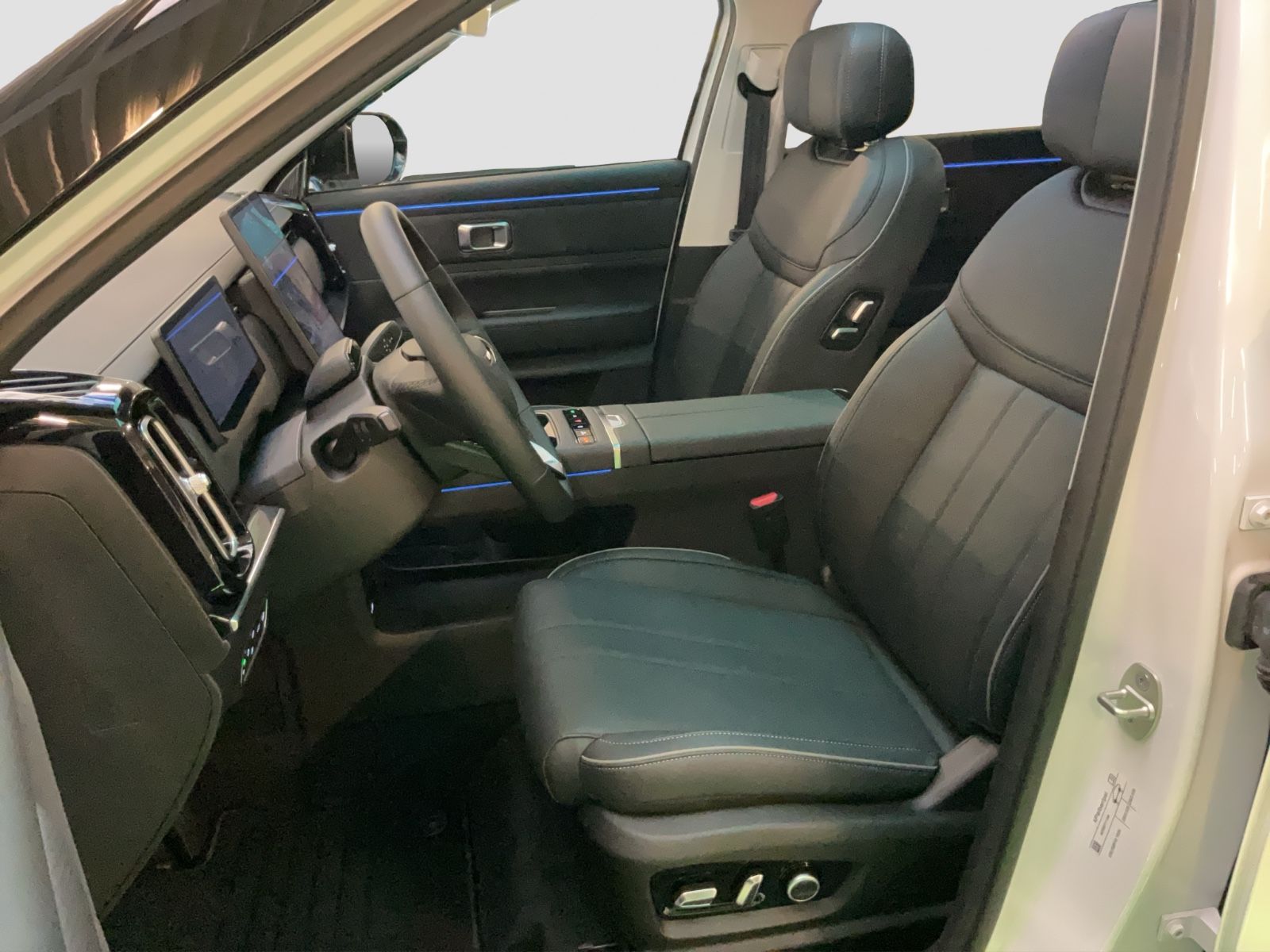 Fahrzeugabbildung JAECOO 7 PHEV First Edition