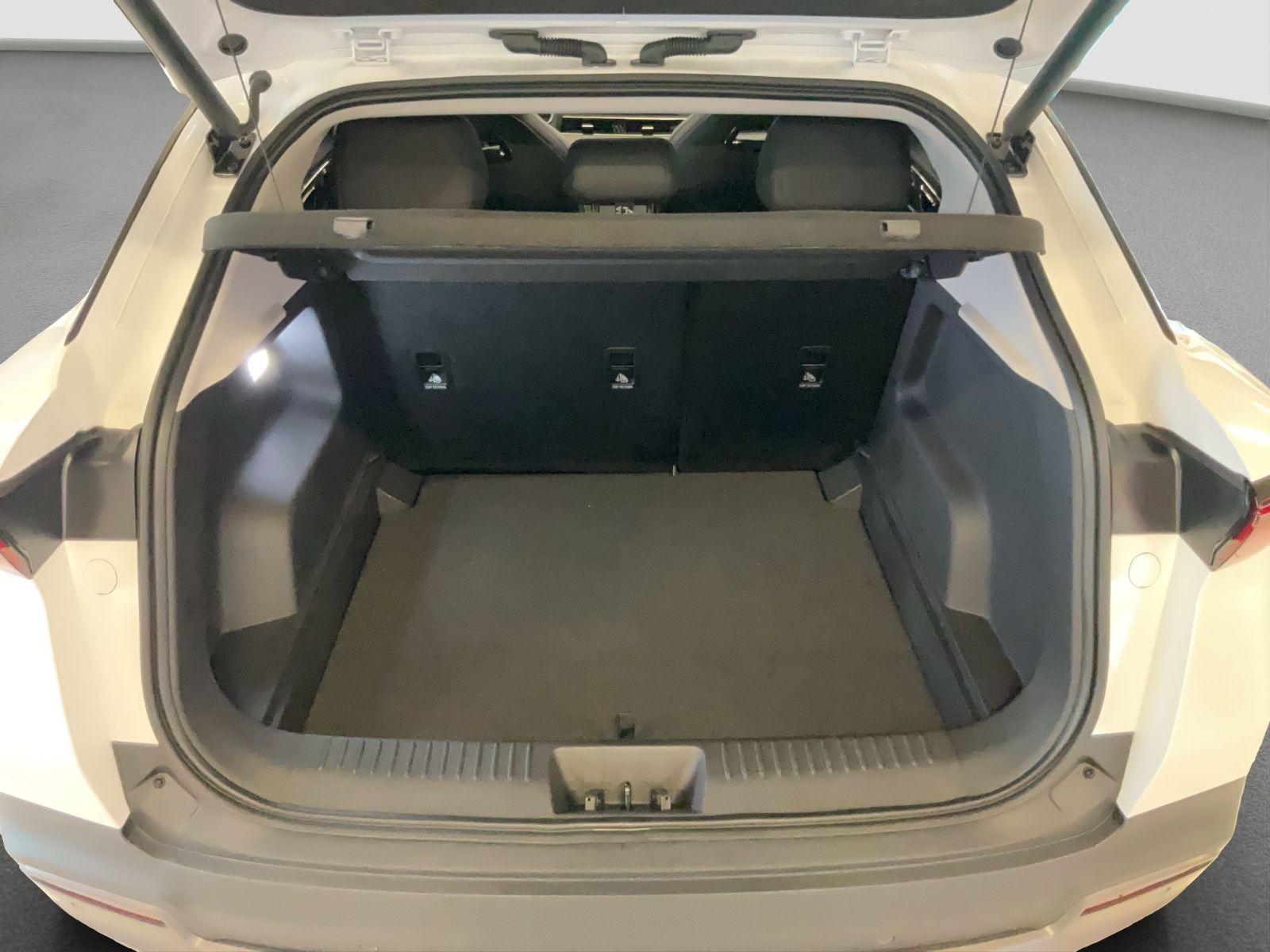 Fahrzeugabbildung OMODA 5 EV Exclusive