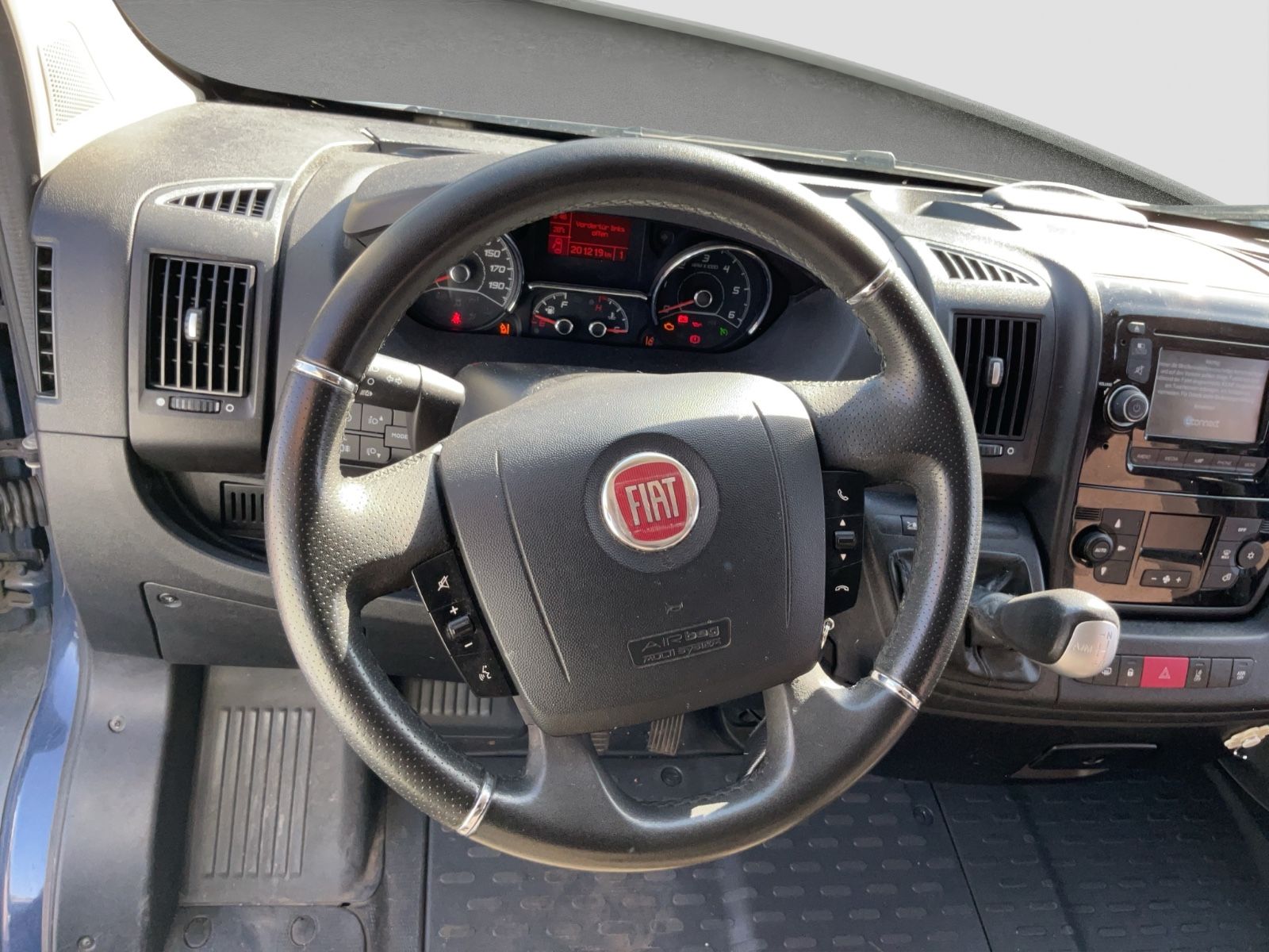 Fahrzeugabbildung Fiat Ducato Maxi L4H2 180 MJ 3.0L Luftfederung