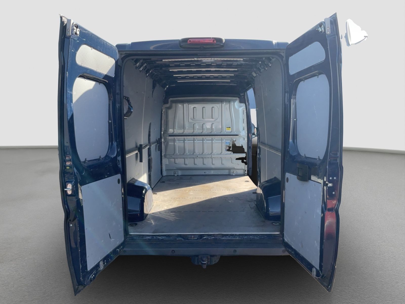 Fahrzeugabbildung Fiat Ducato Maxi L4H2 180 MJ 3.0L Luftfederung