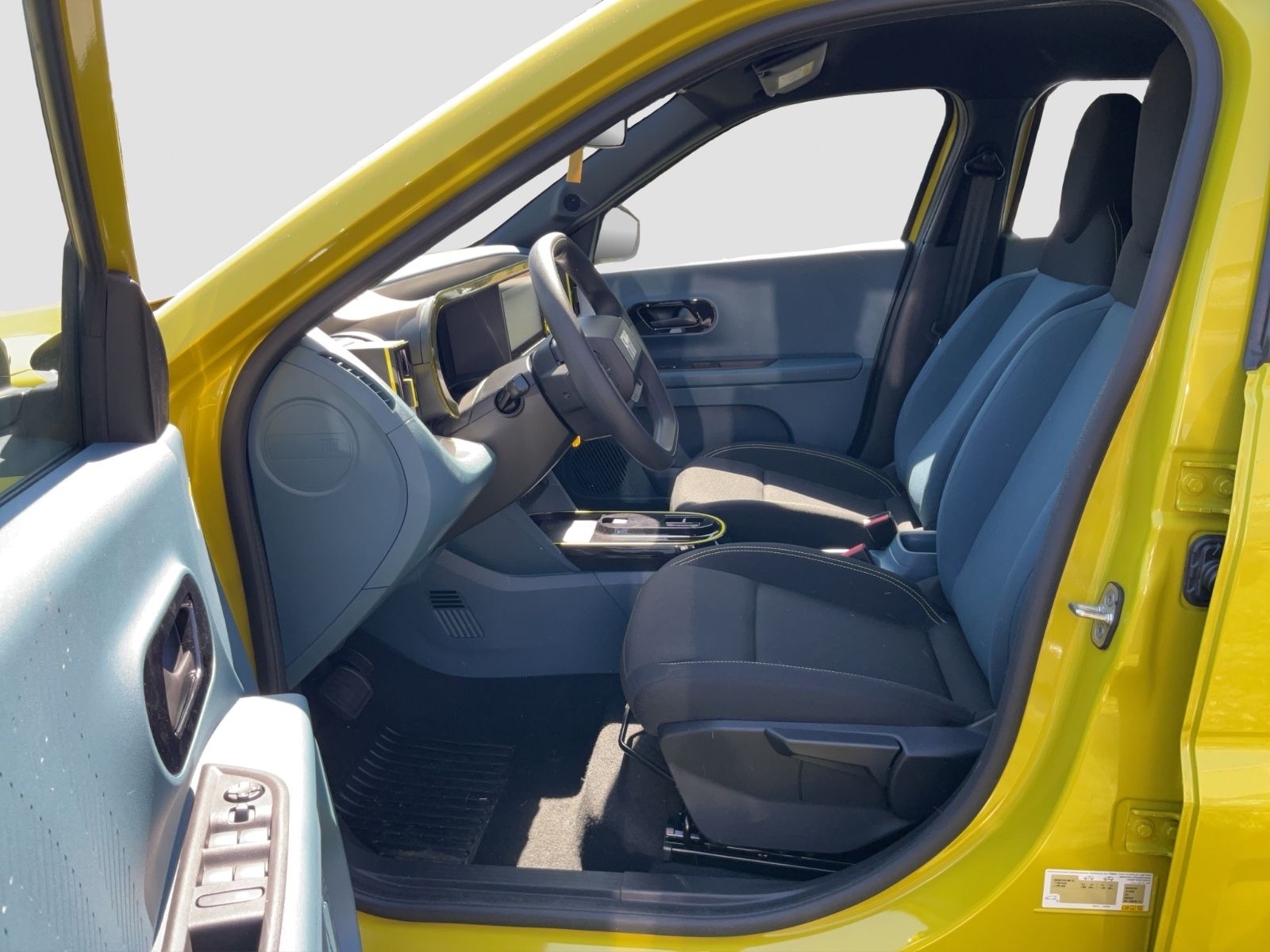 Fahrzeugabbildung Fiat Grande Panda 1.2 Hybrid eDCT Icon