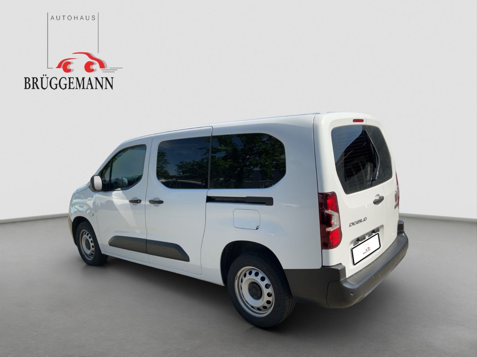 Fahrzeugabbildung Fiat Doblo Multicab L2 1.5 BlueHDi 75 kW