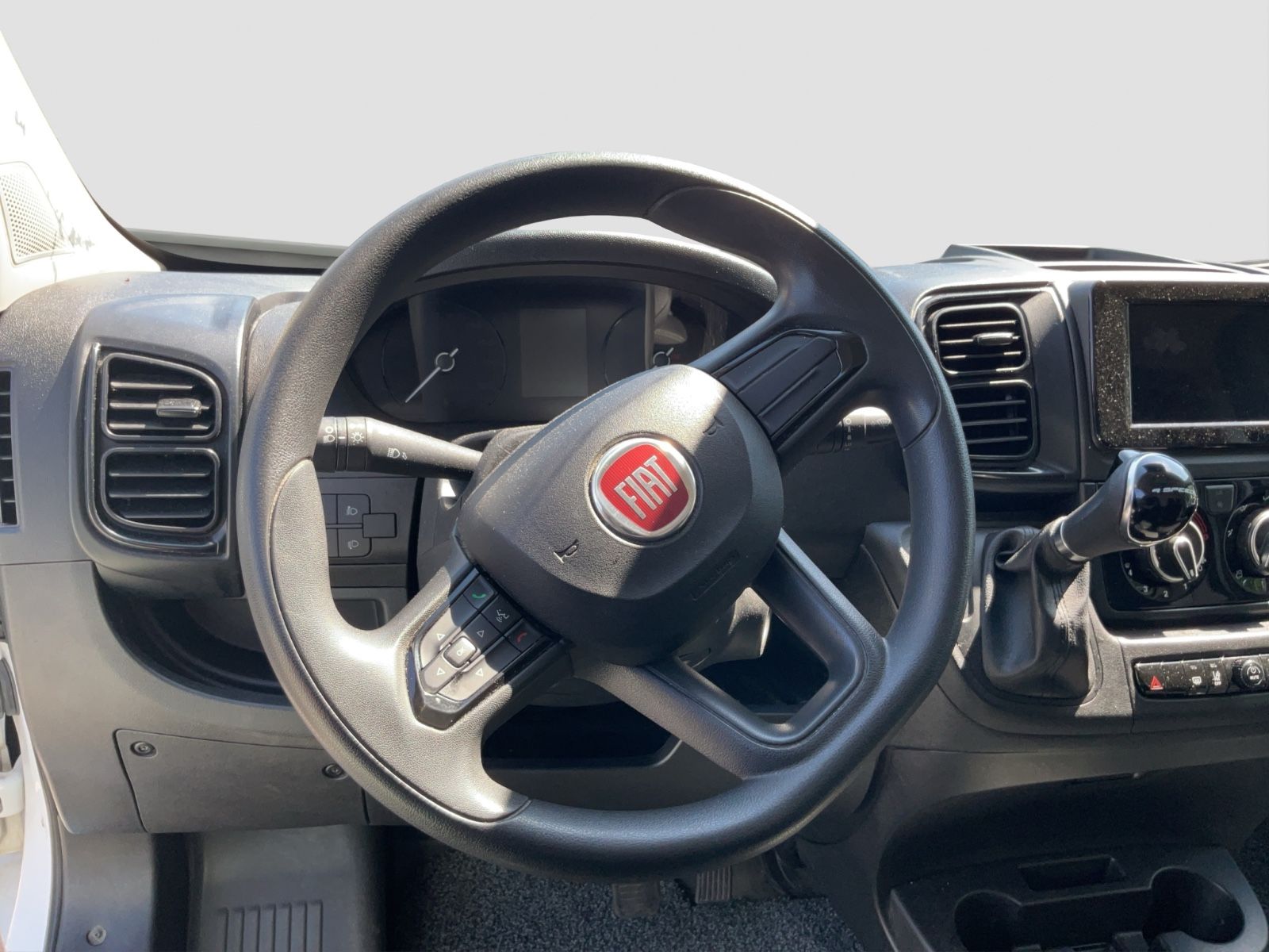 Fahrzeugabbildung Fiat Ducato Maxi L5H2 180 MJ Automatik