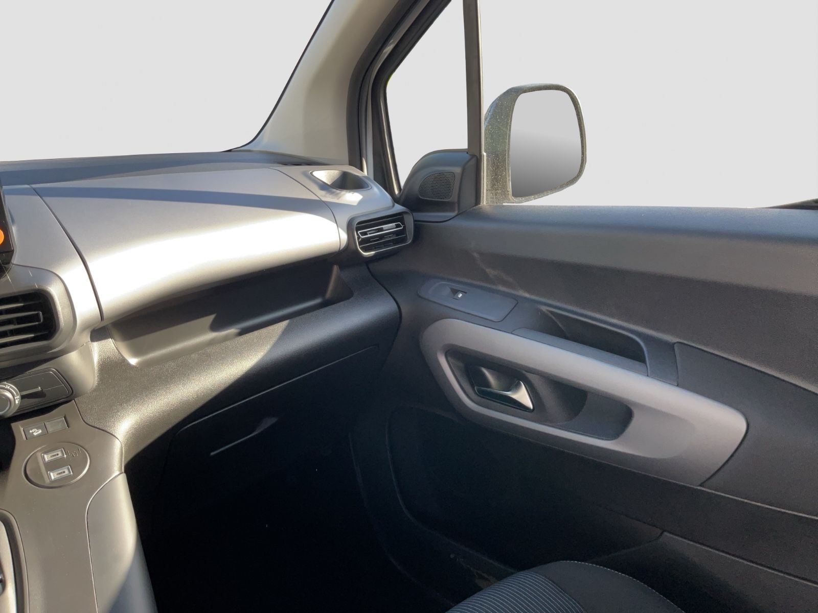 Fahrzeugabbildung Fiat Qubo L Icon L1 130PS Automatik Kamera