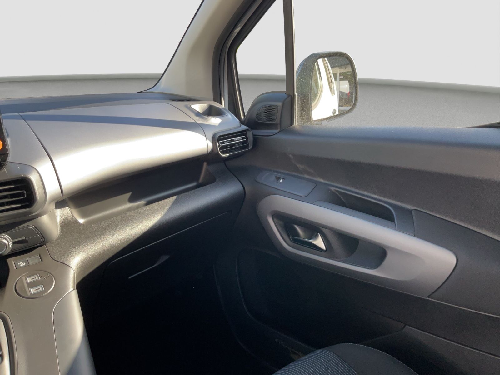 Fahrzeugabbildung Fiat Qubo L Icon L1 130PS Automatik Kamera