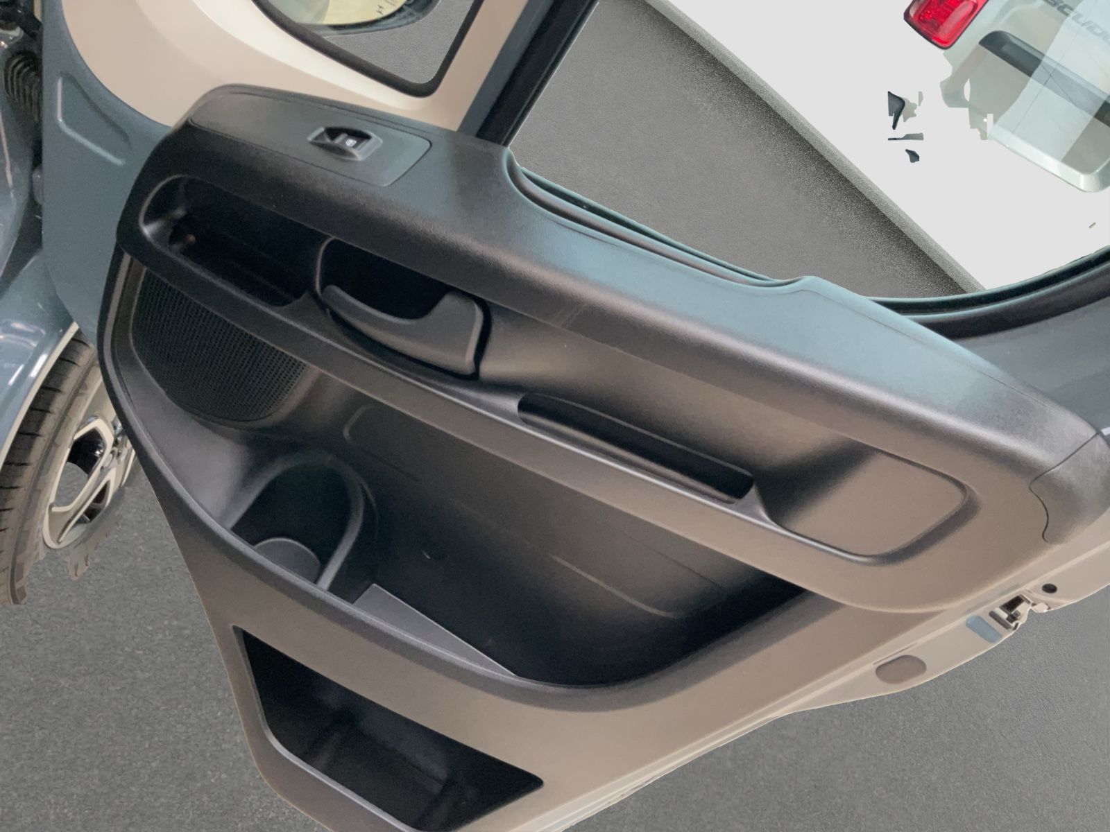 Fahrzeugabbildung Fiat Ducato L3H2 180MJ Automatik ACC NAVI