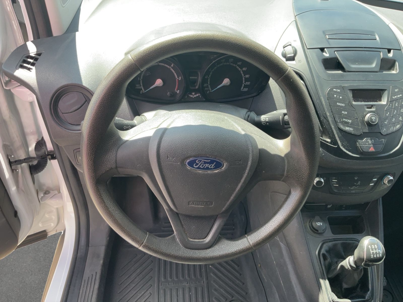 Fahrzeugabbildung Ford Transit Courier