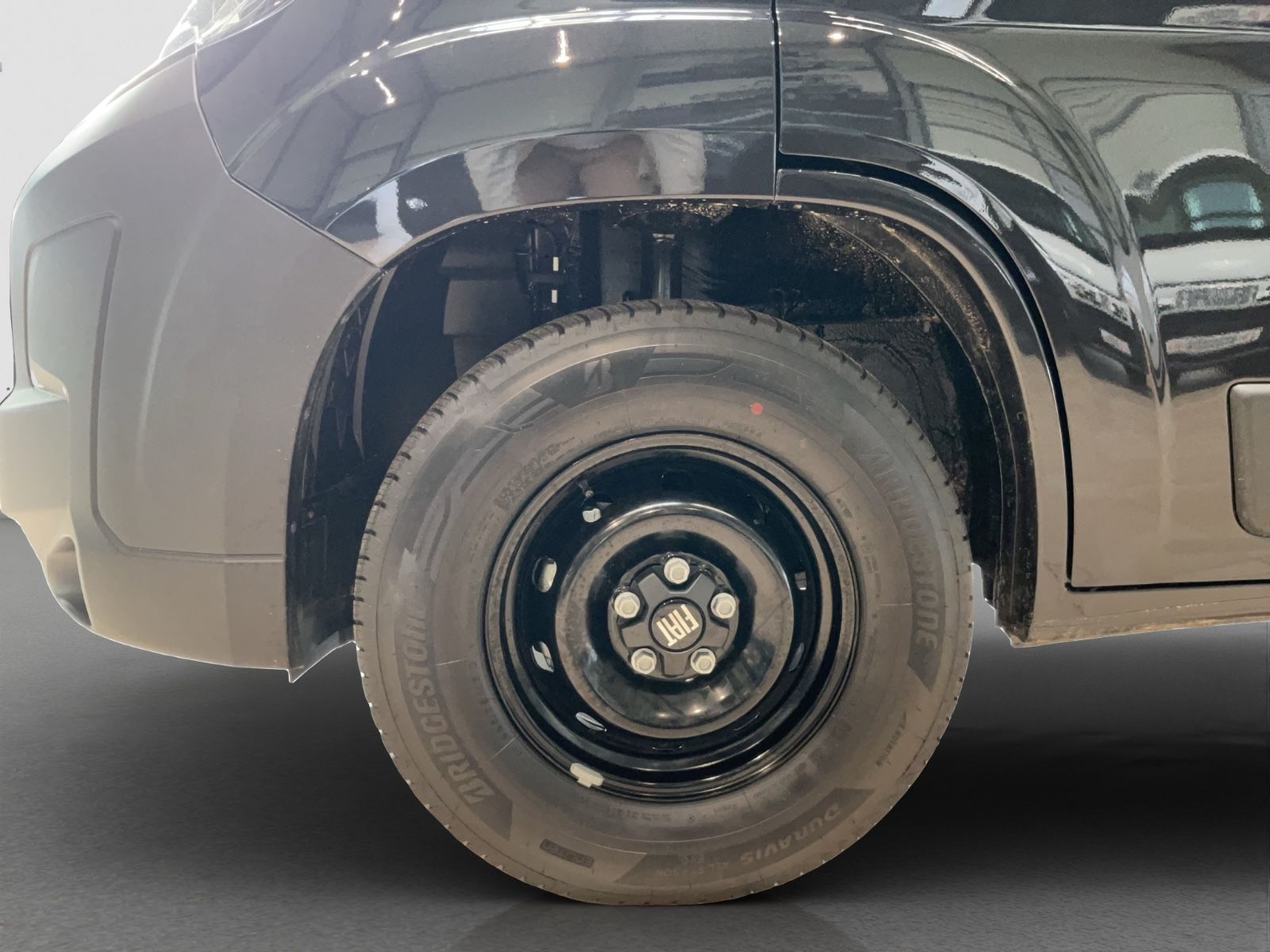 Fahrzeugabbildung Fiat Ducato L2H2 140 MJ Navi Klima Schwingsitz