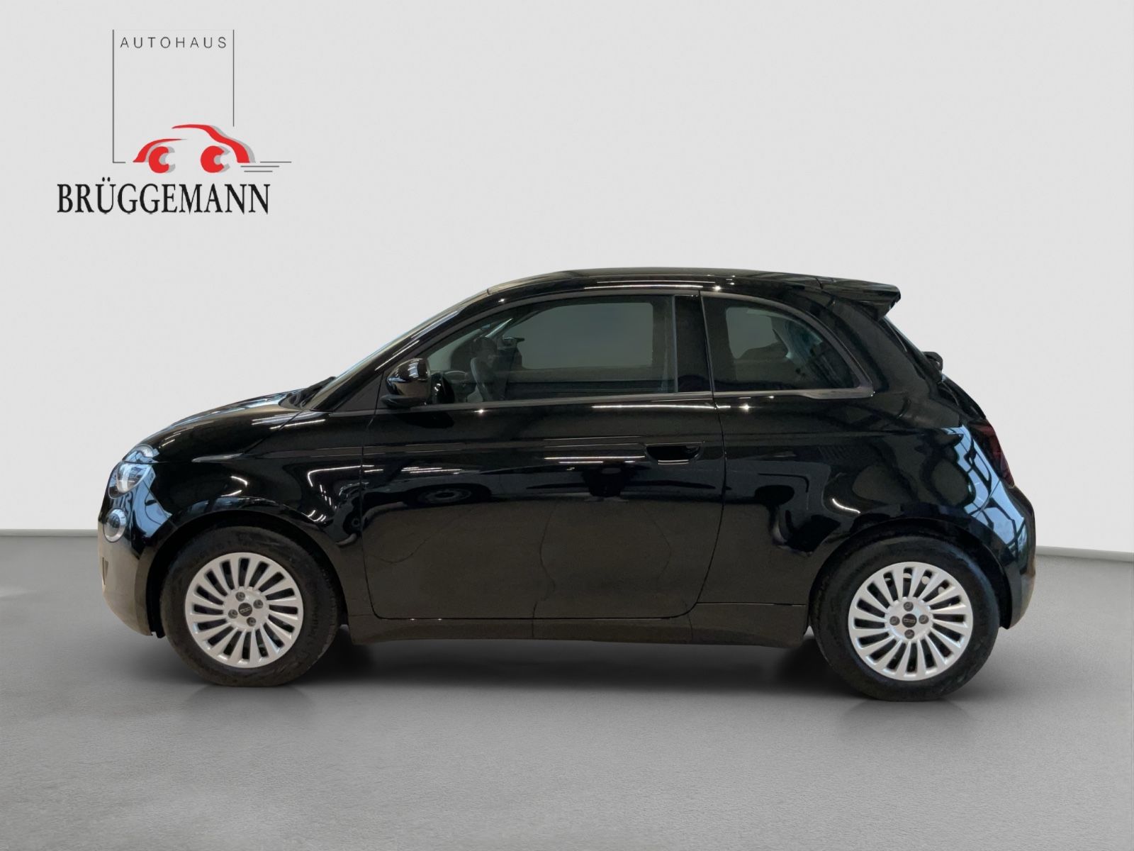 Fahrzeugabbildung Fiat 500e Action + Radio- & Winterpaket