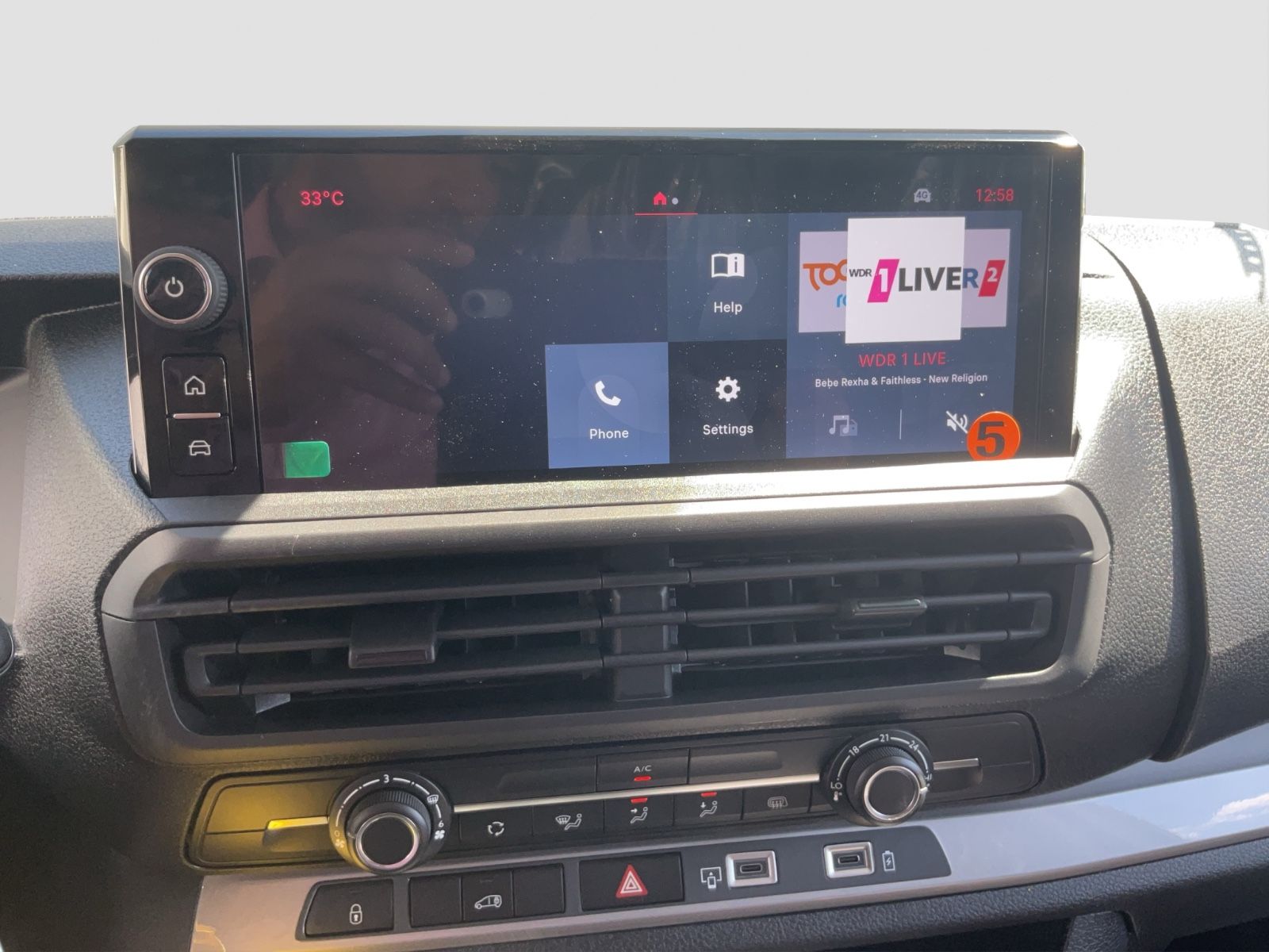 Fahrzeugabbildung Fiat E -Scudo XL Elektro 100KW