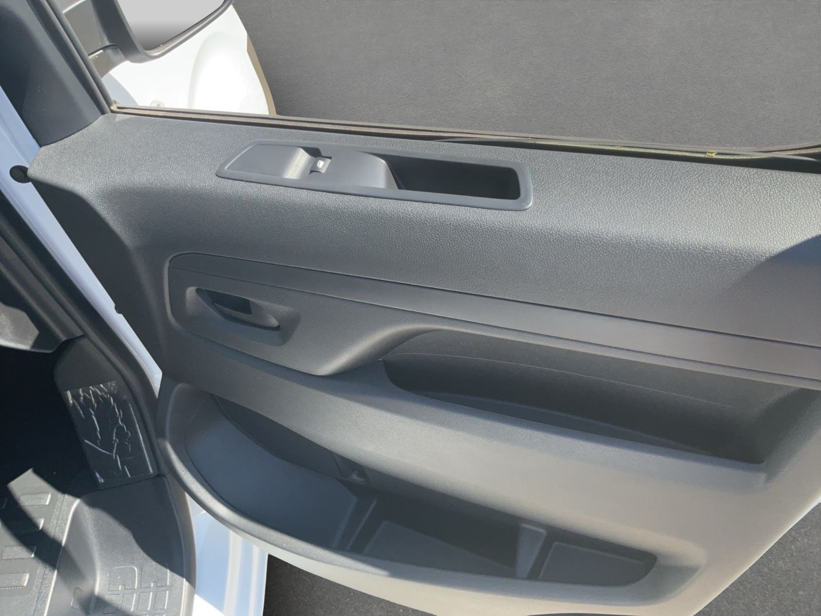 Fahrzeugabbildung Fiat E -Scudo XL Elektro 100KW