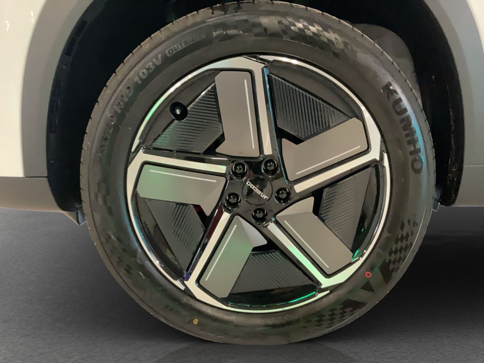 Fahrzeugabbildung JAECOO 7 PHEV Exclusive